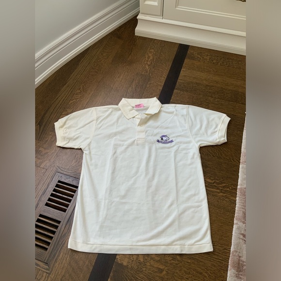 UNITED FEATURE SYNDICATE Snoopy Cream Polo Short Sleeve Men’s Size Medium NEW - Picture 11 of 12